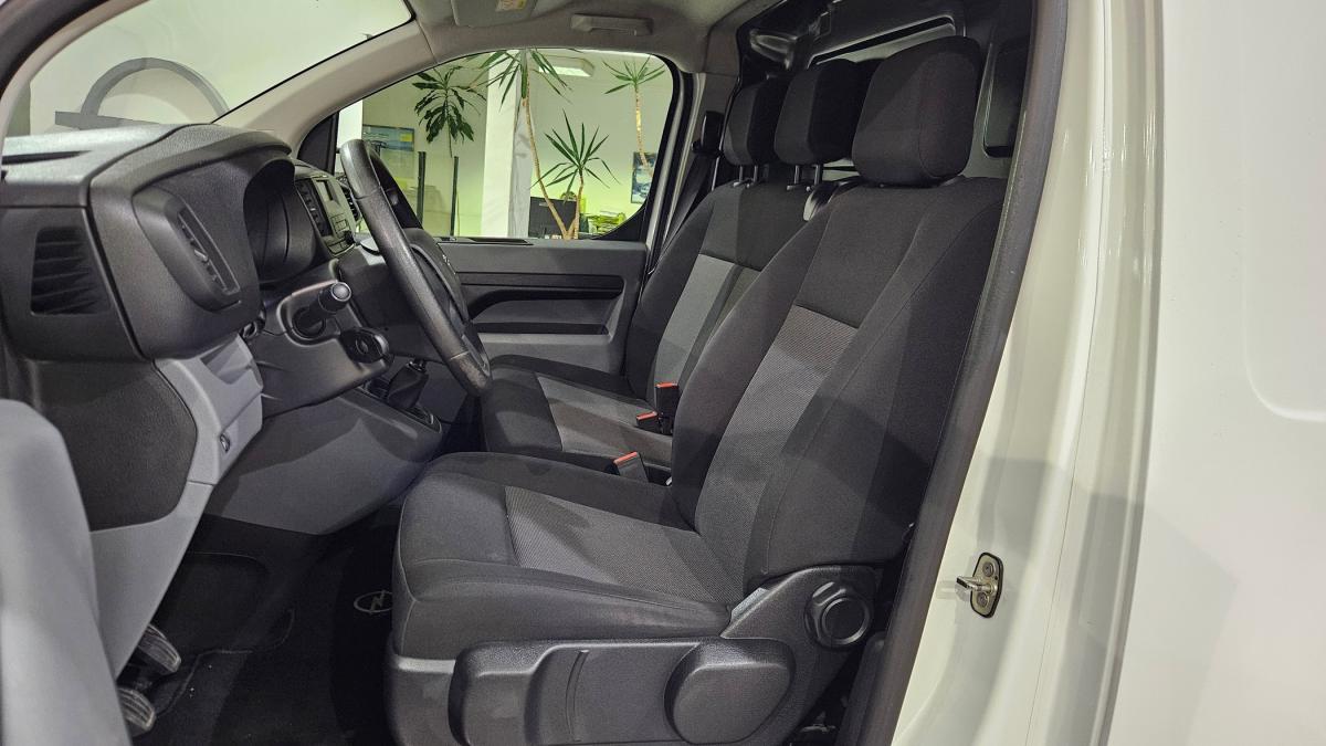 opel-vivaro-2022-diesel-1499cc