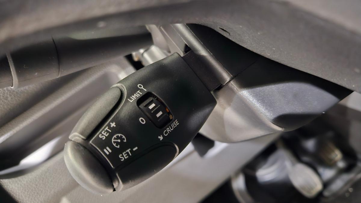 opel-vivaro-2022-diesel-1499cc