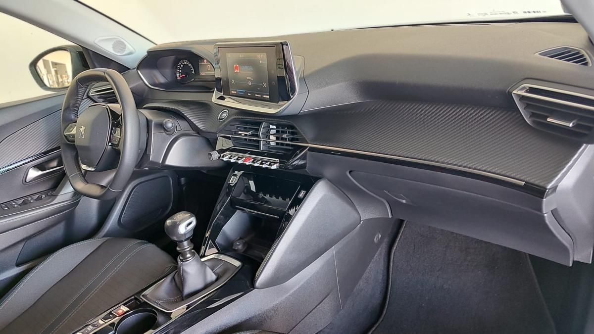 peugeot-2008-2022-diesel-1499cc