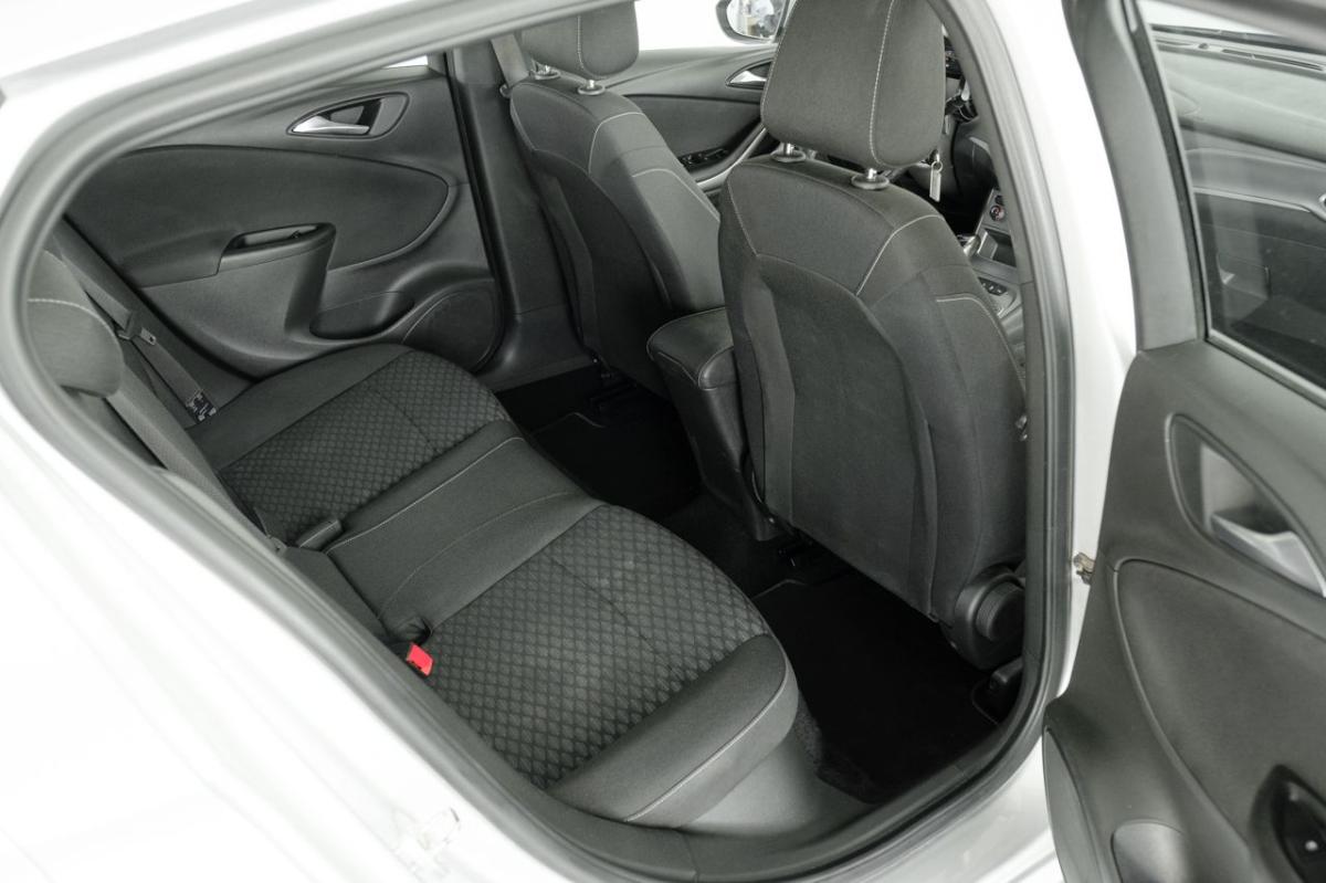 opel-astra-2019-gasolina-999cc
