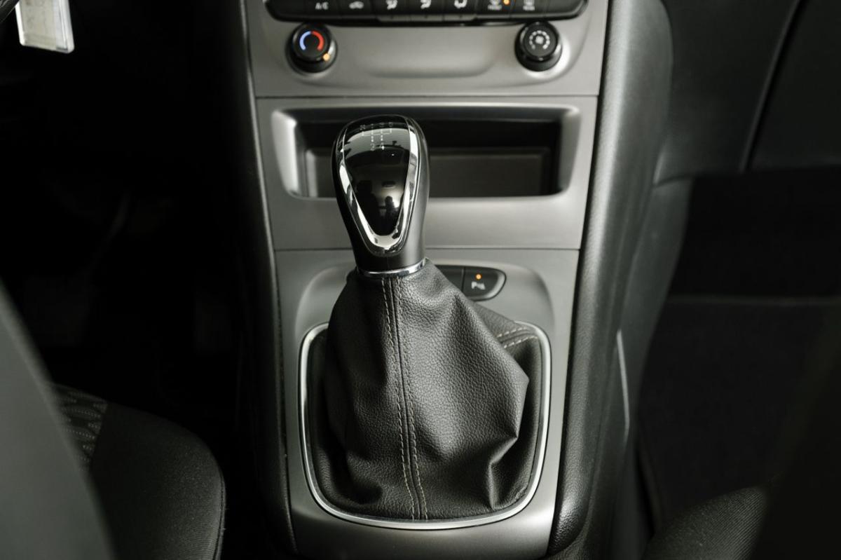 opel-astra-2019-gasolina-999cc
