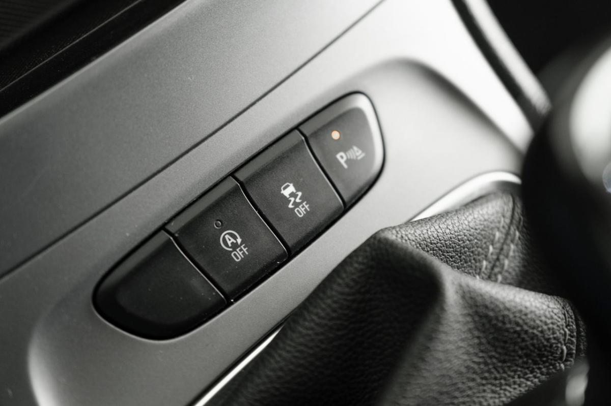 opel-astra-2019-gasolina-999cc