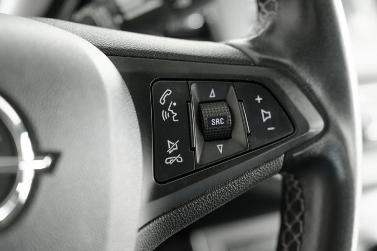 opel-astra-2019-gasolina-999cc