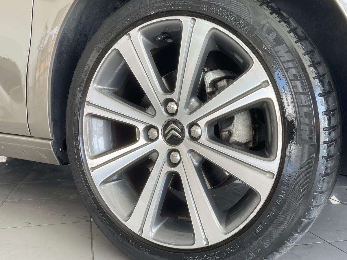 citroen-c4-2015-gasolina-1199cc