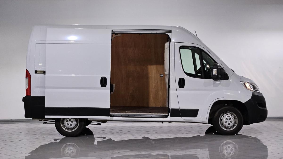 citroen-jumper-2022-diesel-2179cc