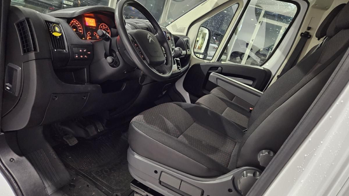 citroen-jumper-2022-diesel-2179cc
