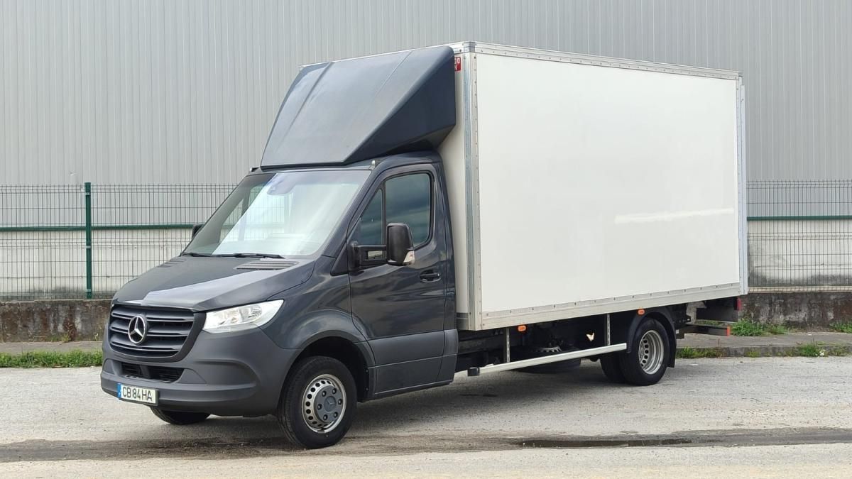 mercedes-benz-sprinter-2021-diesel-2143cc