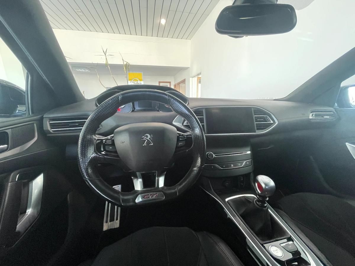 peugeot-308-2016-gasolina-1598cc