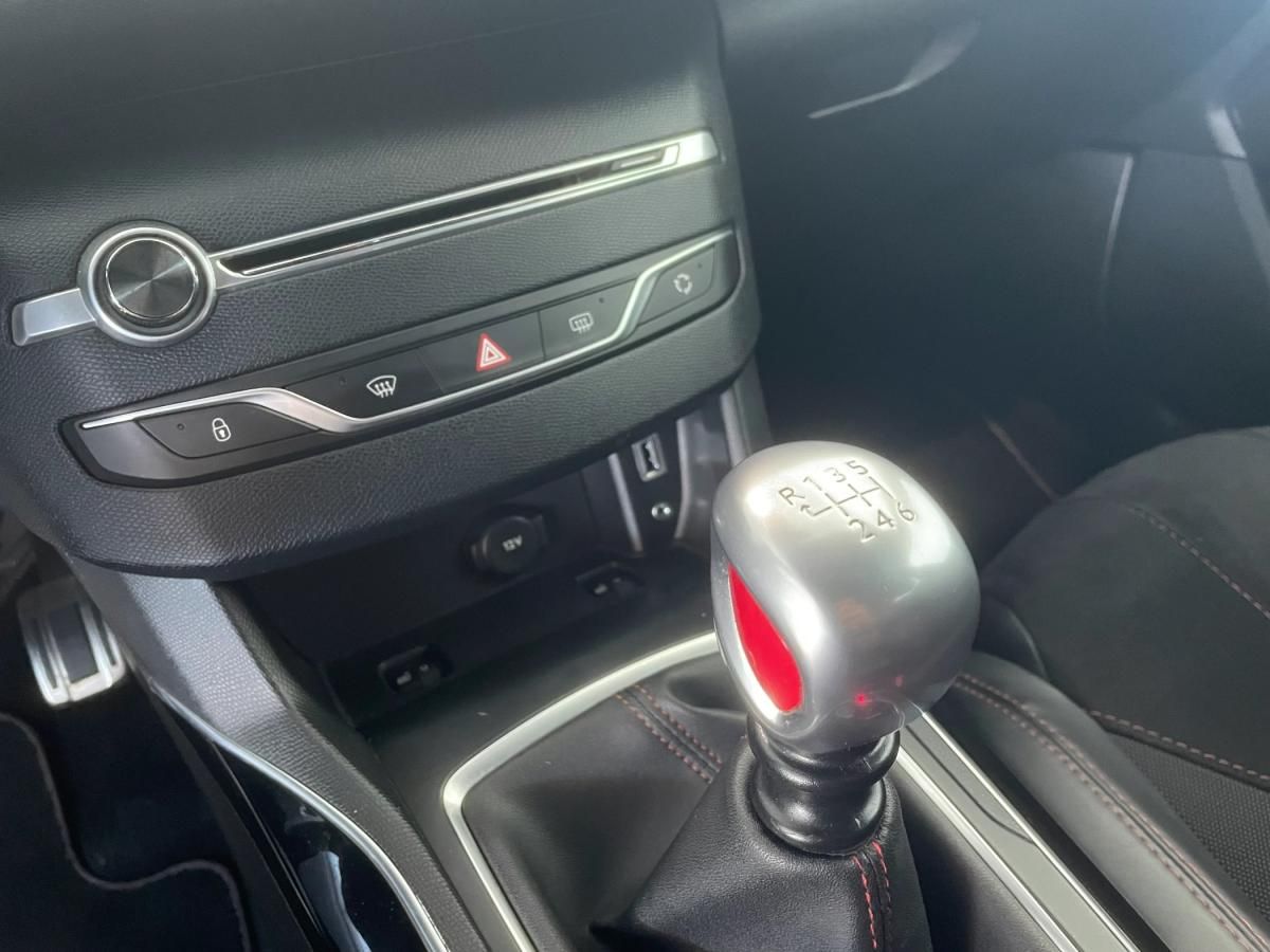 peugeot-308-2016-gasolina-1598cc