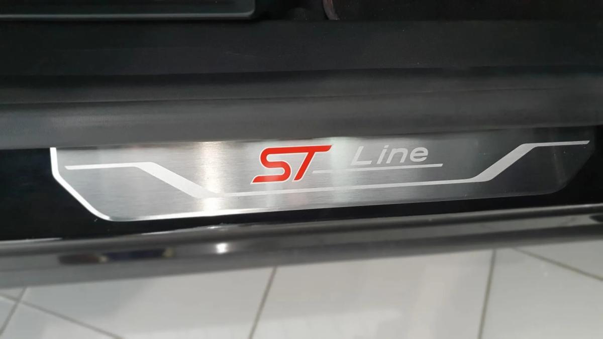 ford-puma-2025-gasolina-998cc