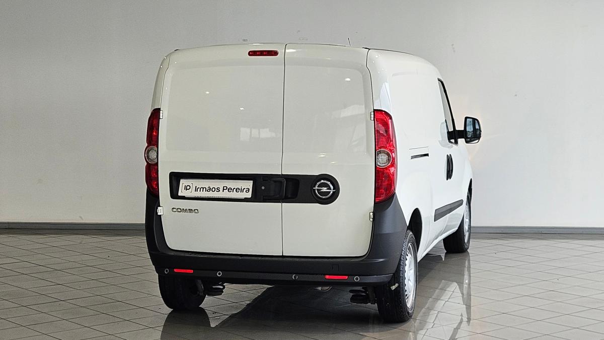 opel-combo-2018-diesel-1248cc