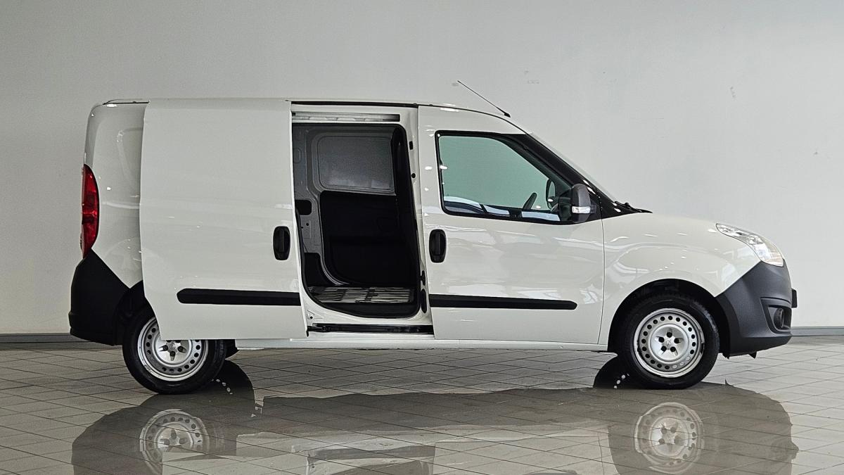 opel-combo-2018-diesel-1248cc