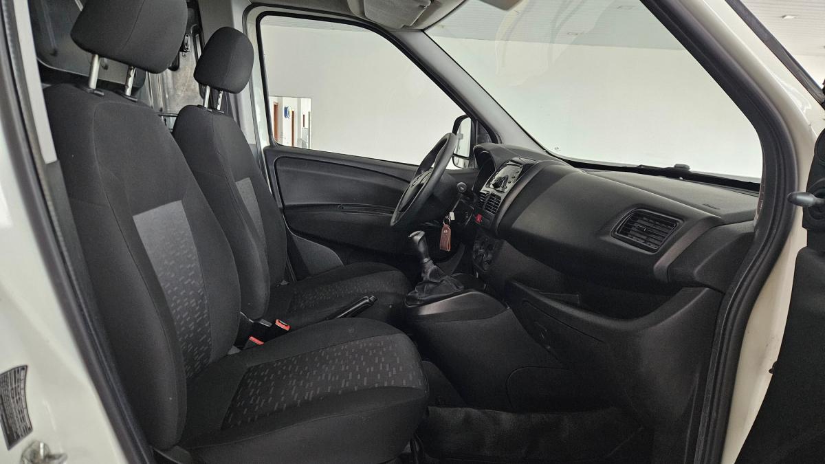 opel-combo-2018-diesel-1248cc