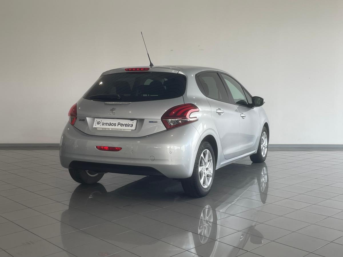 peugeot-208-2016-gasolina-1199cc