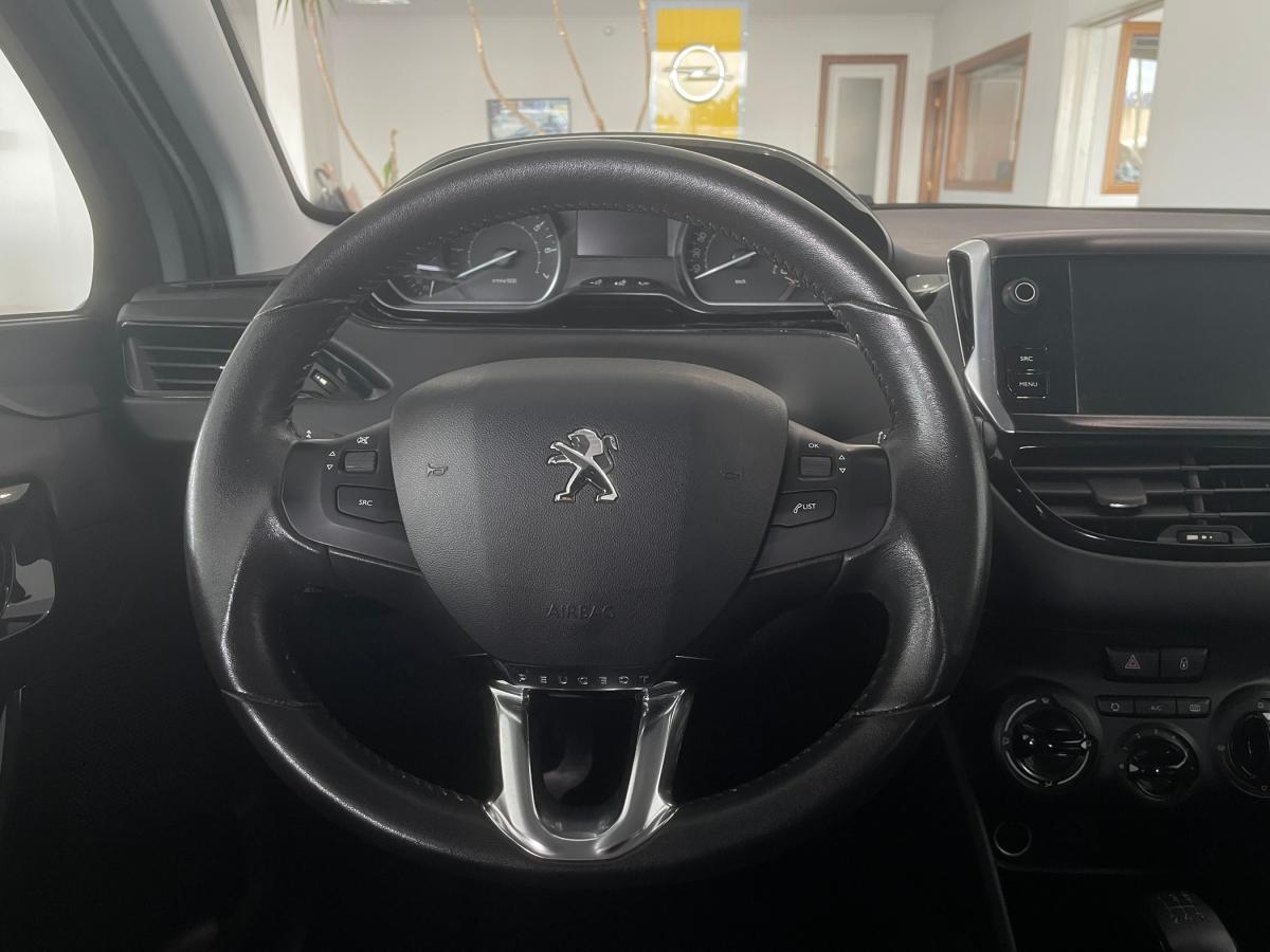 peugeot-208-2016-gasolina-1199cc