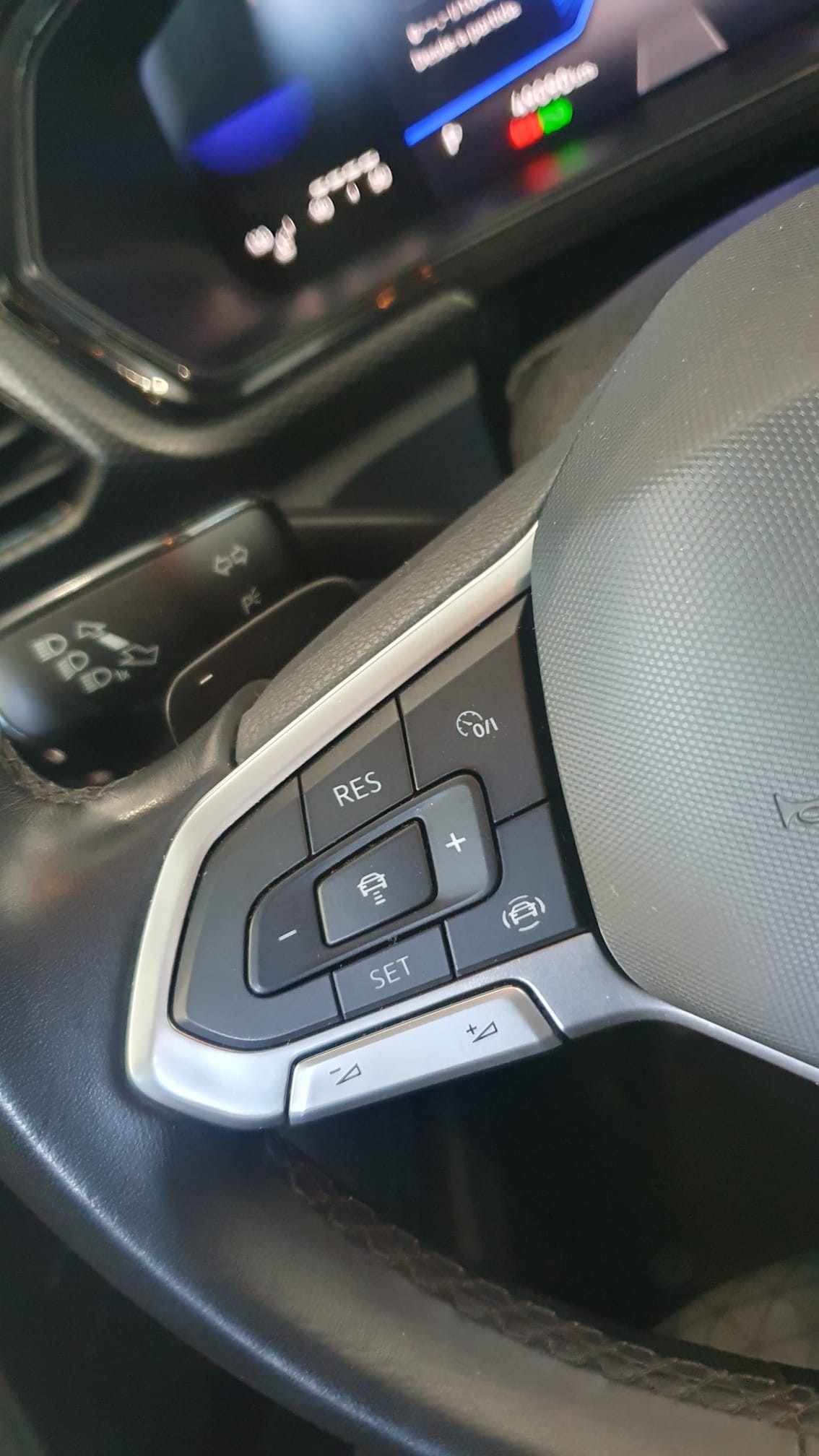 volkswagen-t-cross-2023-gasolina-999cc
