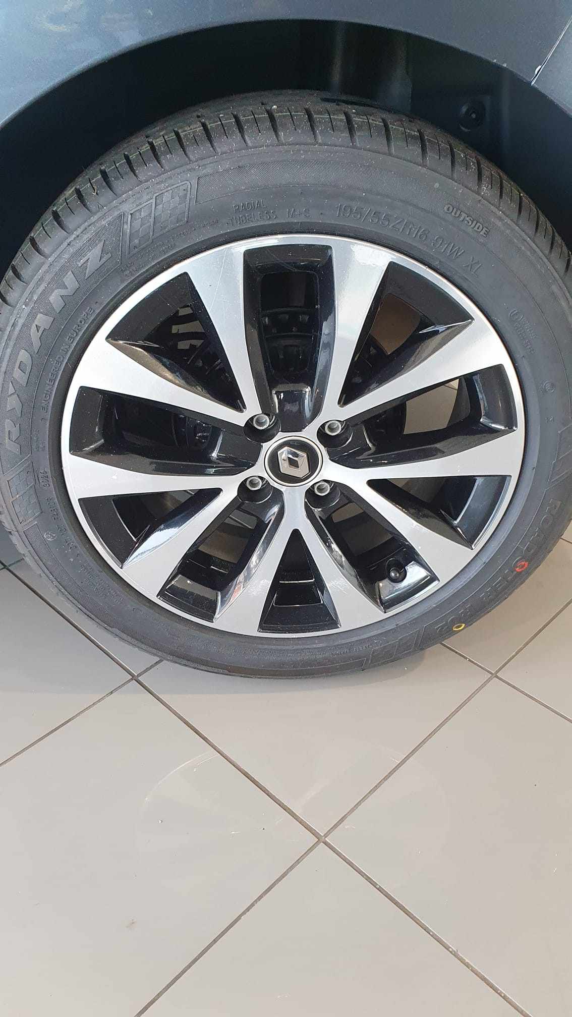 renault-clio-2020-gasolina-999cc