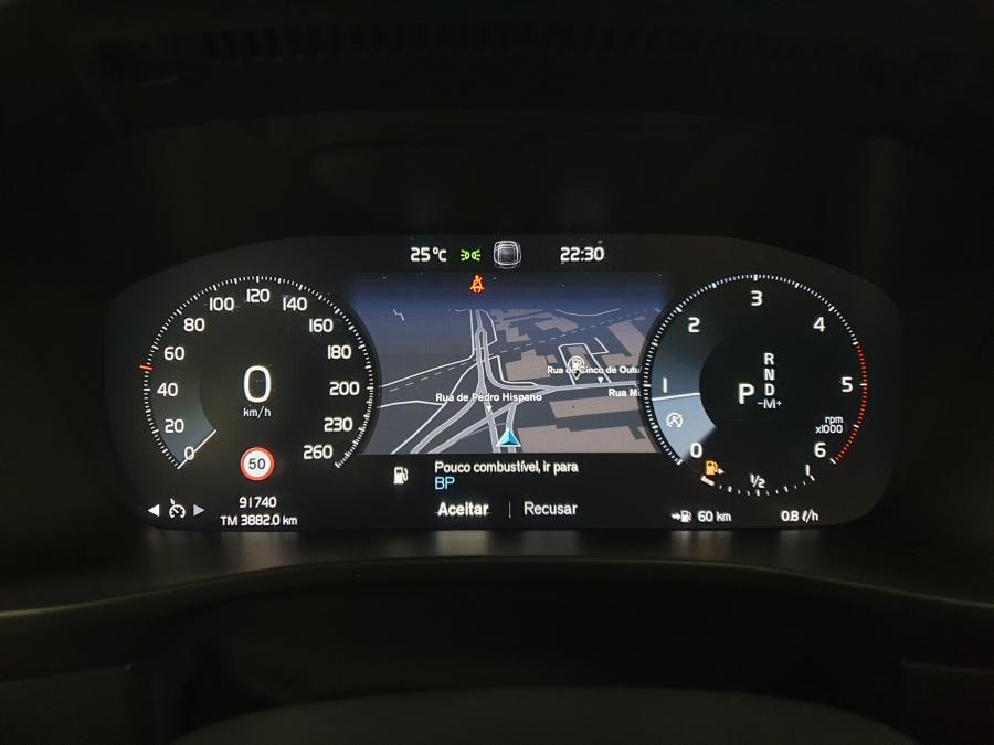 volvo-xc40-2018-diesel-1969cc