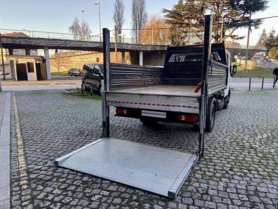 nissan-nv400-2018-diesel-2953cc