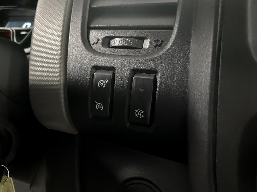 renault-trafic-2019-diesel-1598cc