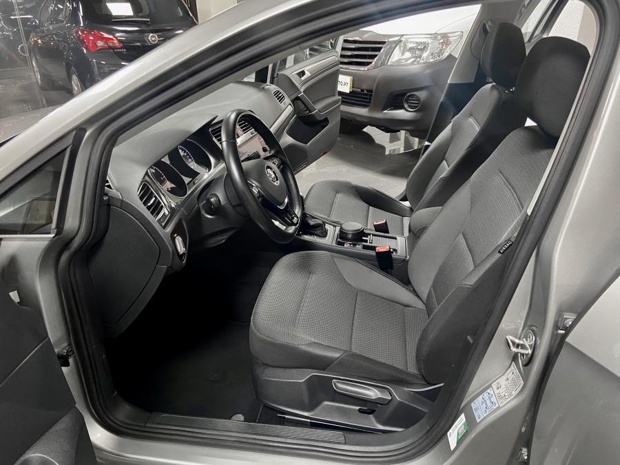 volkswagen-golf-variant-2017-diesel-1598cc