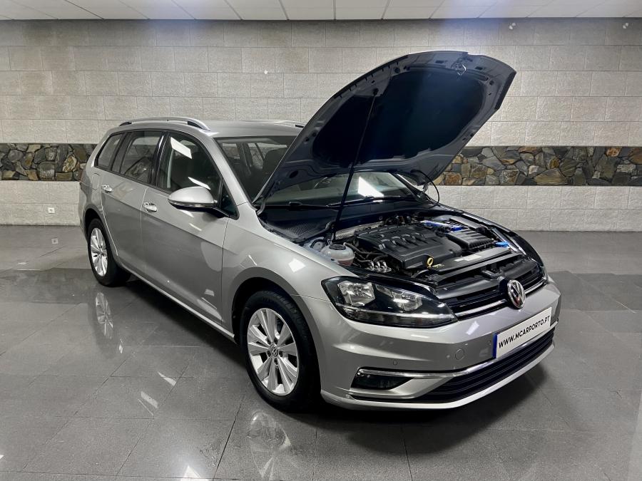 volkswagen-golf-variant-2017-diesel-1598cc