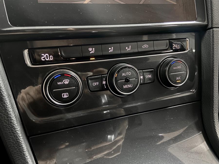 volkswagen-golf-variant-2017-diesel-1598cc