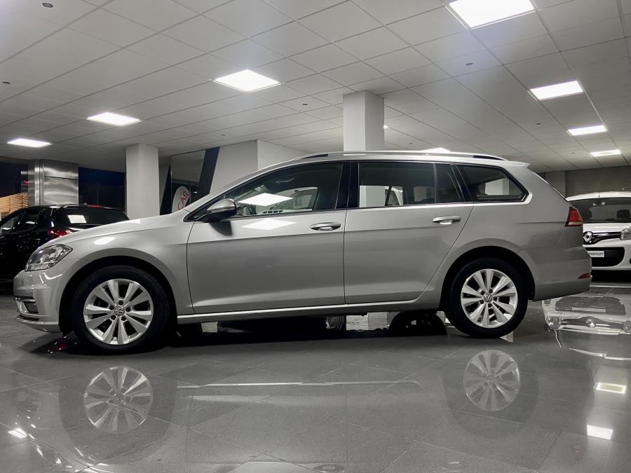 volkswagen-golf-variant-2017-diesel-1598cc