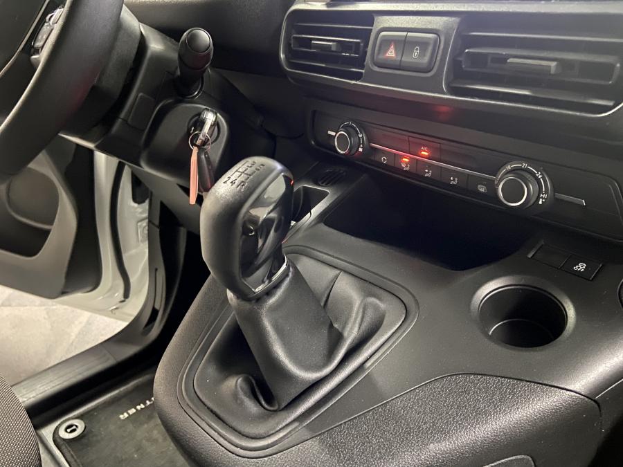 peugeot-partner-2019-diesel-1499cc