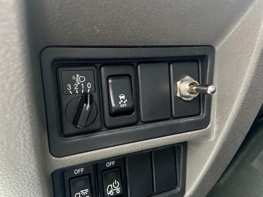 nissan-nv400-2018-diesel-2953cc