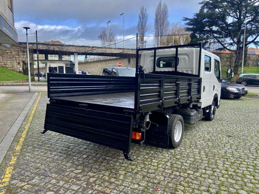 nissan-nv400-2018-diesel-2953cc