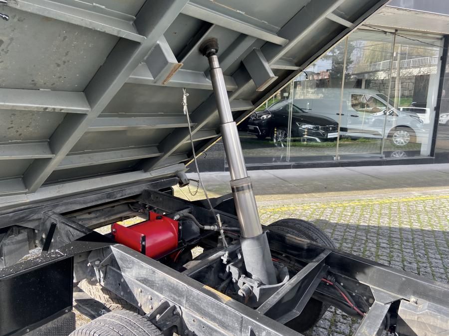 nissan-nv400-2018-diesel-2953cc
