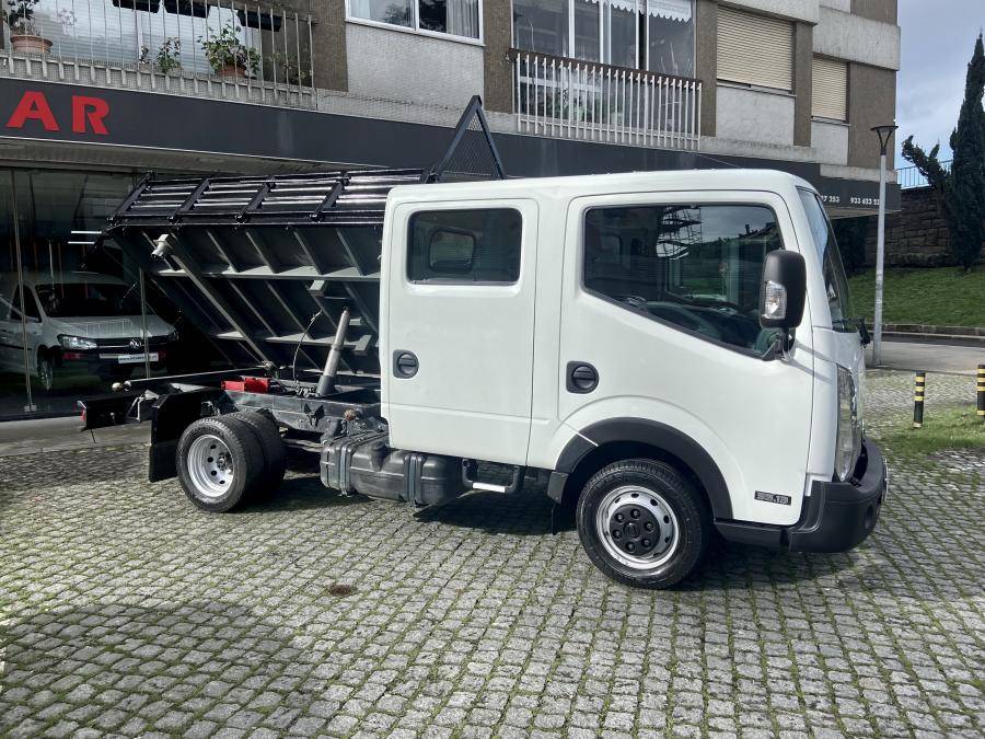 nissan-nv400-2018-diesel-2953cc