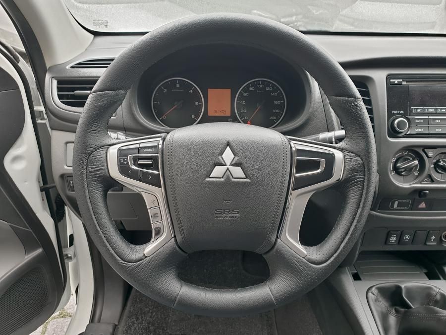mitsubishi-l200-2017-diesel-2442cc