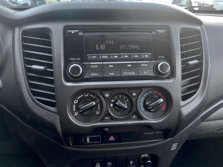 mitsubishi-l200-2017-diesel-2442cc