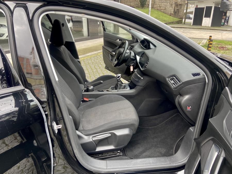 peugeot-308-2018-diesel-1499cc