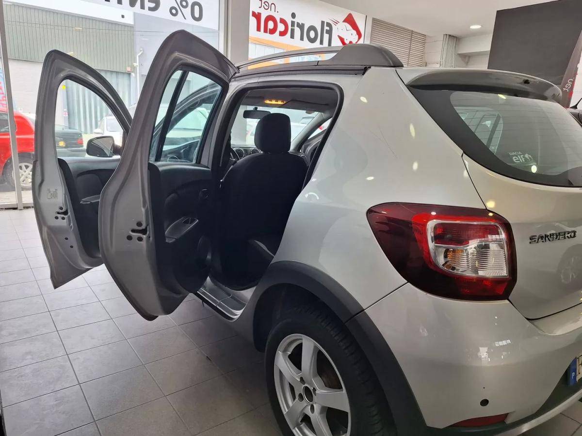 dacia-sandero-2014-gasolina-898cc
