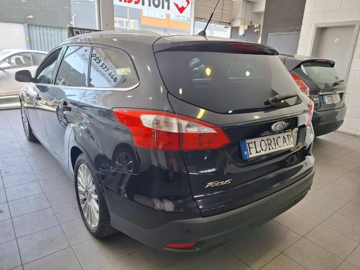 ford-focus-sw-2011-diesel-1560cc