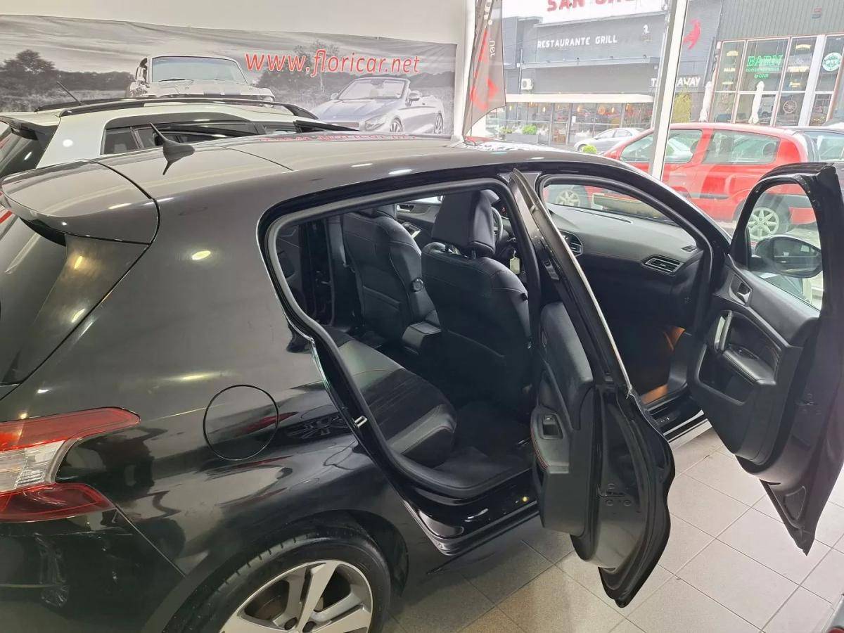 peugeot-308-2015-gasolina-1199cc