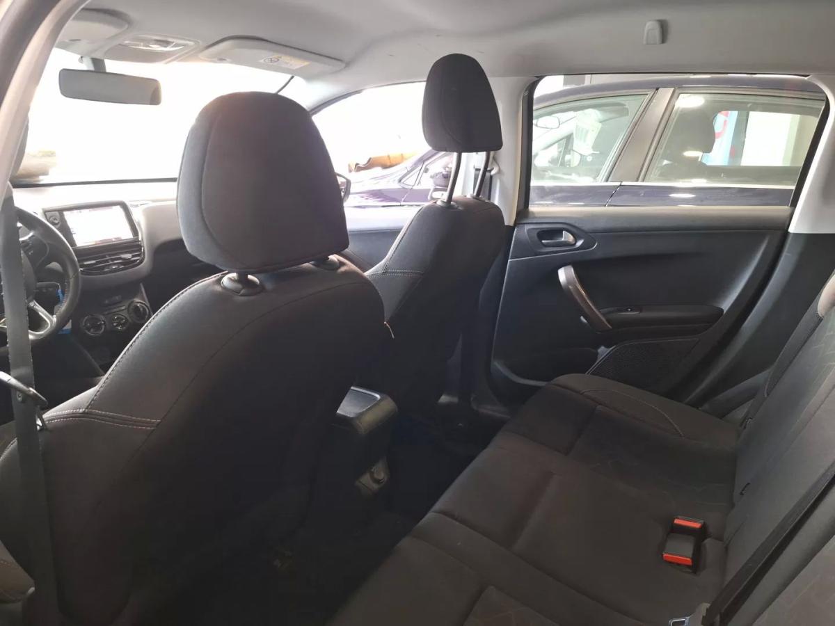peugeot-2008-2016-gasolina-1199cc