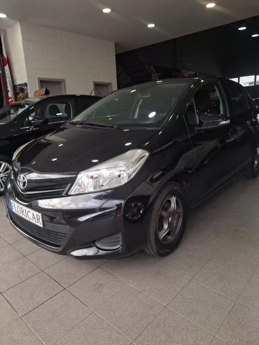 toyota-yaris-2013-gasolina-998cc