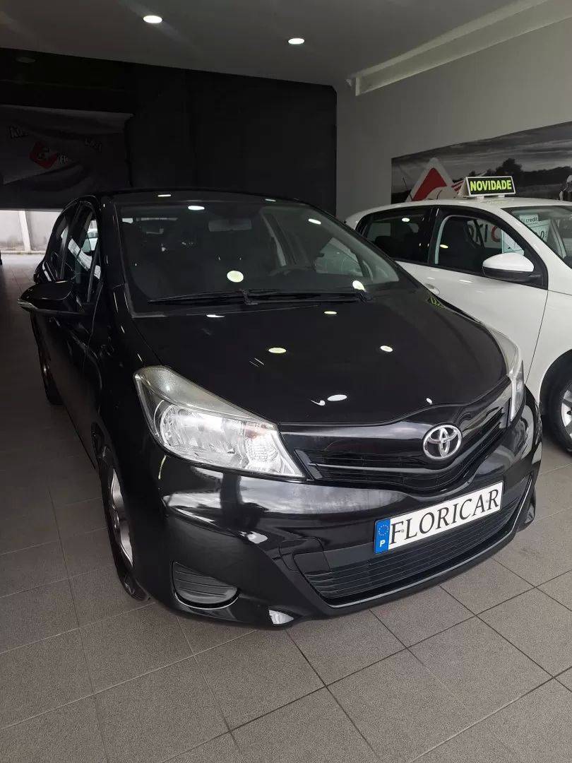 toyota-yaris-2013-gasolina-998cc