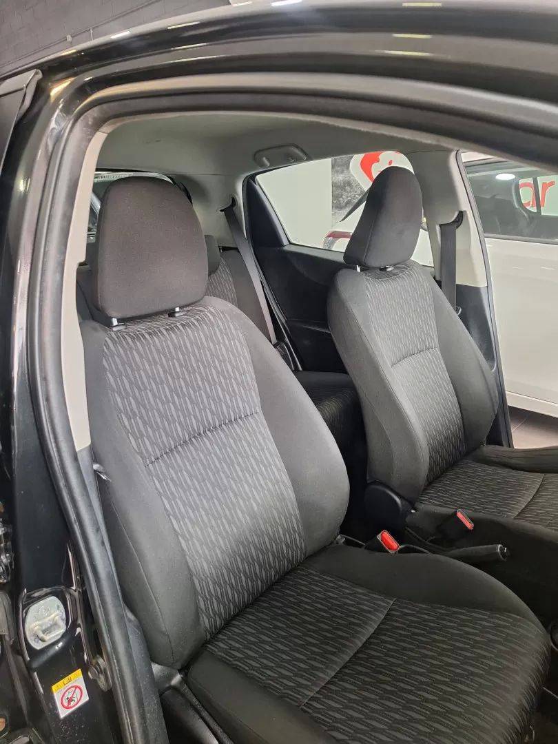 toyota-yaris-2013-gasolina-998cc