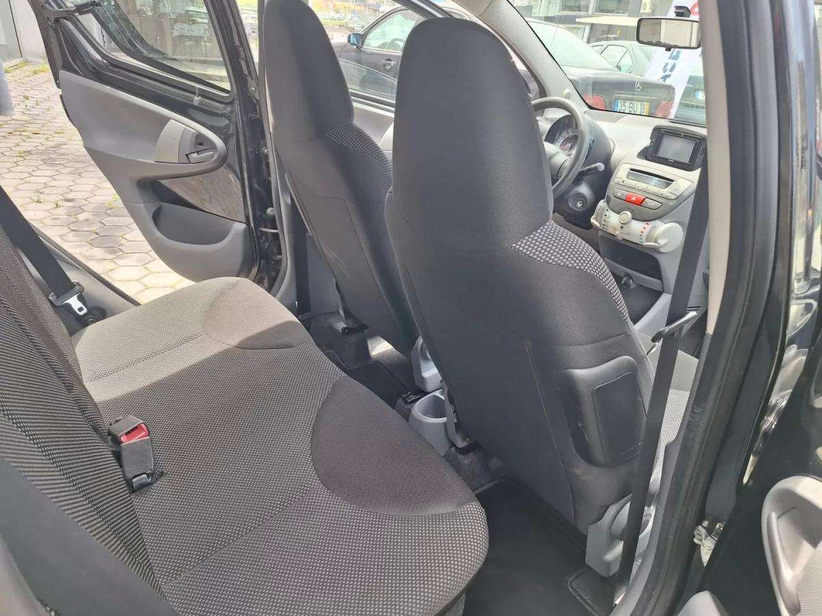 toyota-aygo-2012-gasolina-998cc