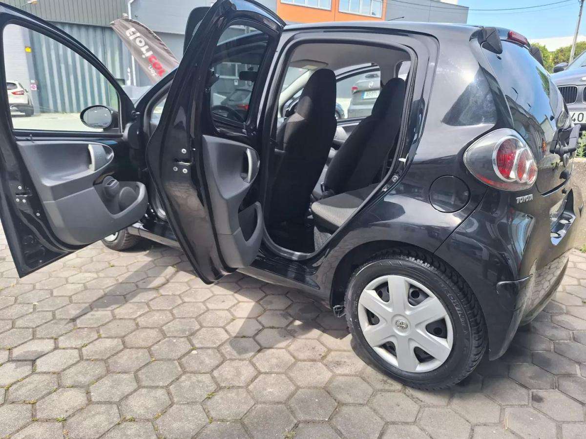 toyota-aygo-2012-gasolina-998cc
