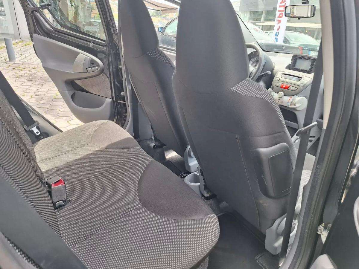 toyota-aygo-2012-gasolina-998cc