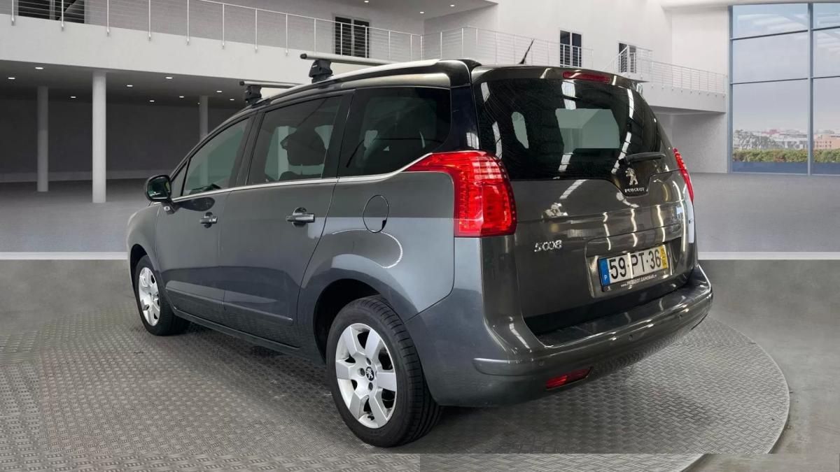 peugeot-5008-2015-diesel-1560cc