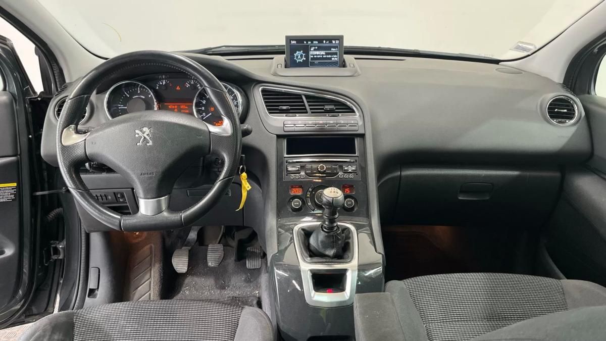 peugeot-5008-2015-diesel-1560cc