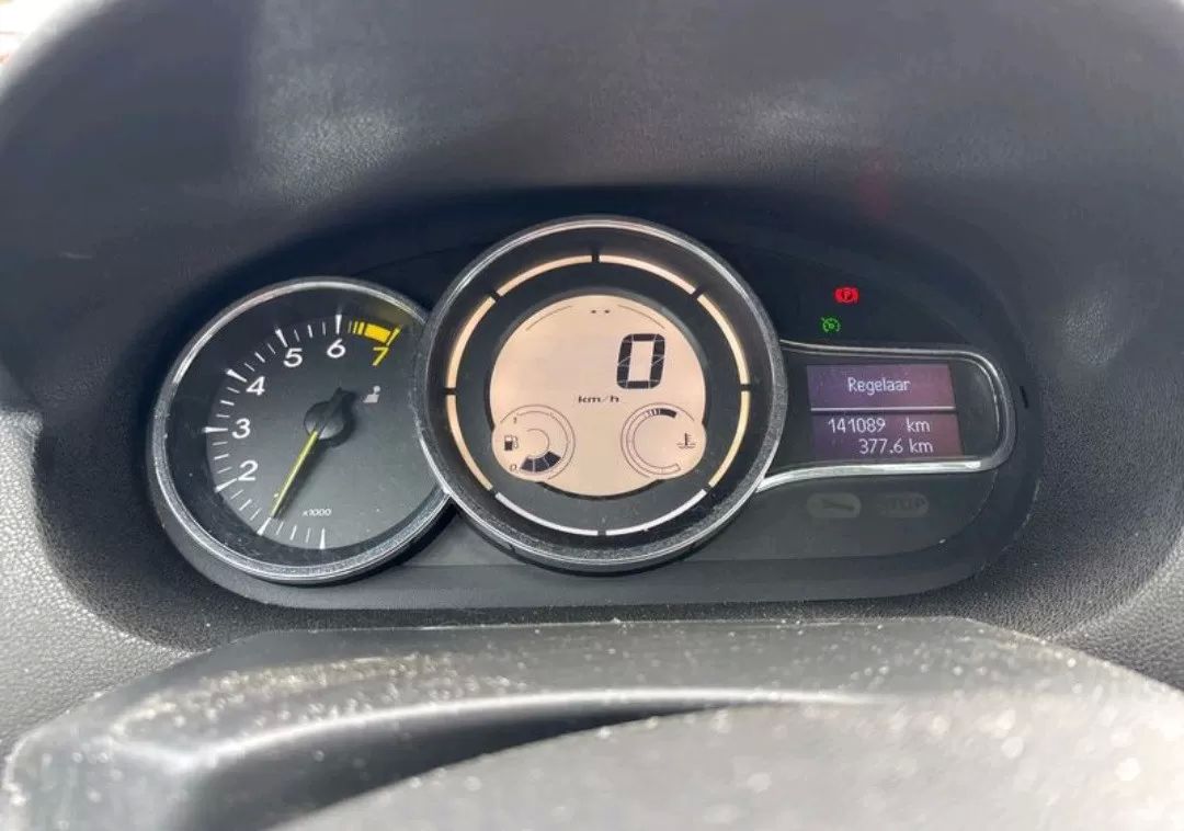 renault-megane-cc-2025-gasolina-1197cc