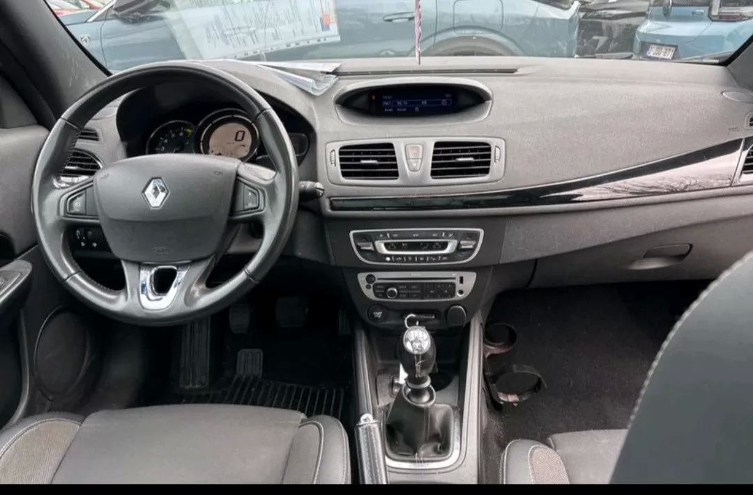renault-megane-cc-2025-gasolina-1197cc